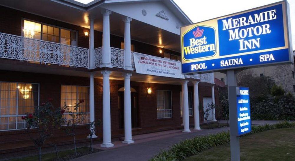 Meramie Motor Inn Олбери Экстерьер фото