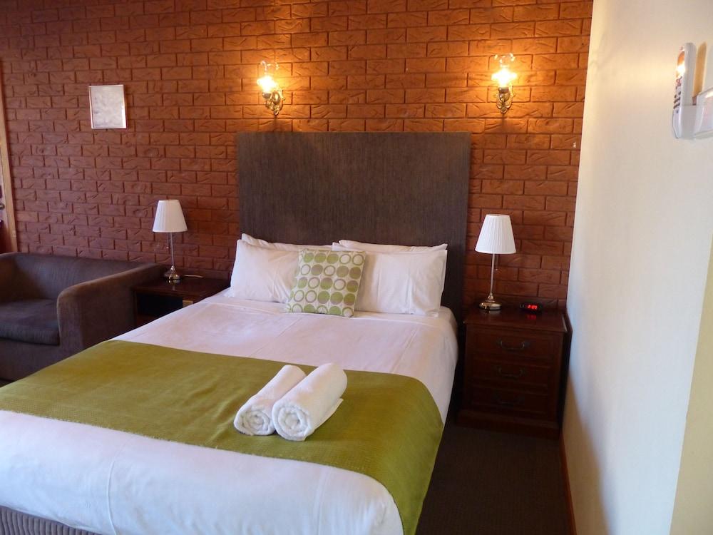 Meramie Motor Inn Олбери Экстерьер фото