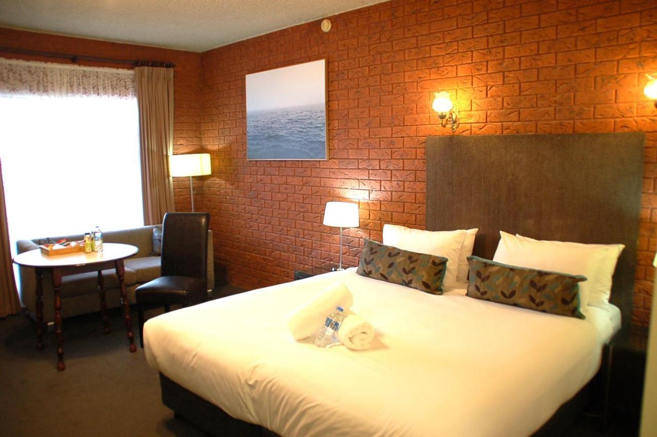 Meramie Motor Inn Олбери Экстерьер фото