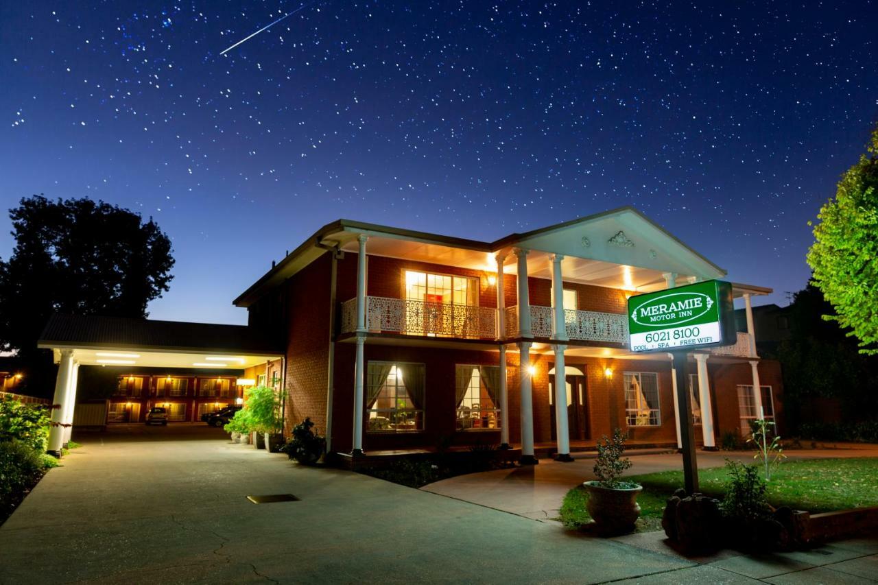 Meramie Motor Inn Олбери Экстерьер фото