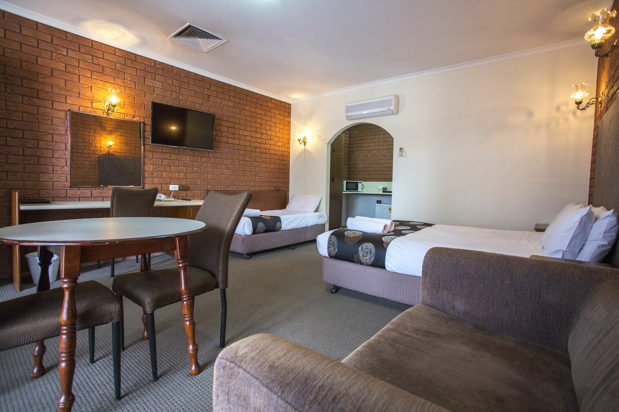 Meramie Motor Inn Олбери Экстерьер фото