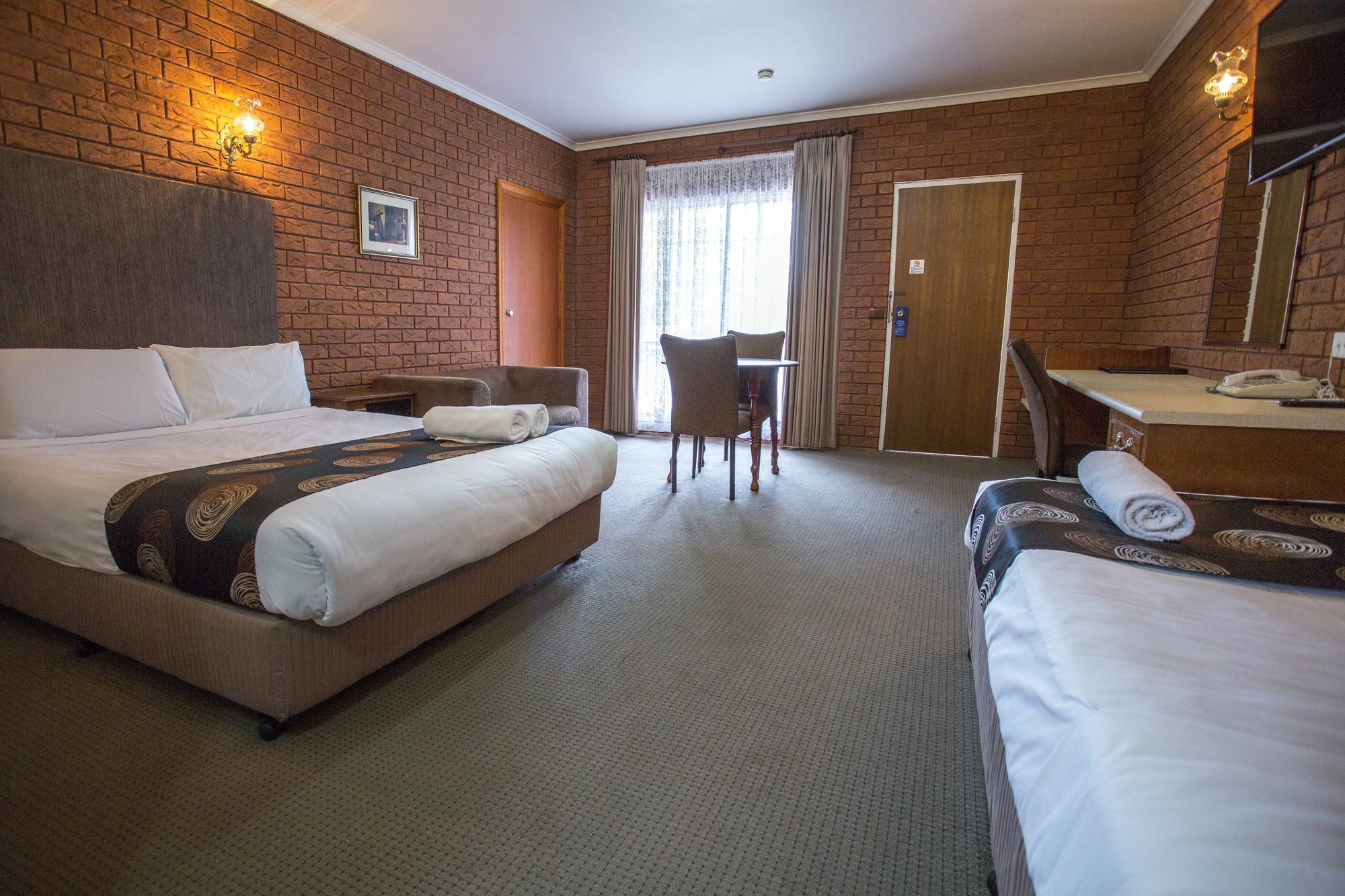 Meramie Motor Inn Олбери Экстерьер фото